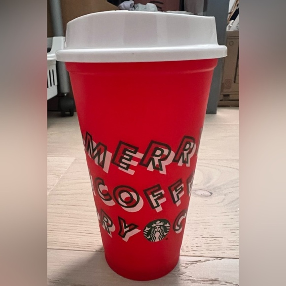 Starbucks 2019 Merry Christmas hot cup